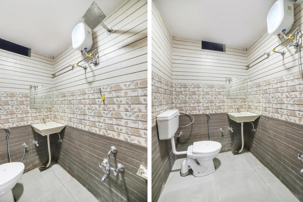 Oyo 67345 Hotel Anjani Inn Naroda Εξωτερικό φωτογραφία